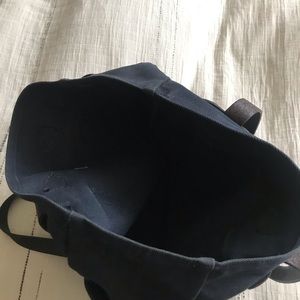 Filson tote bag.